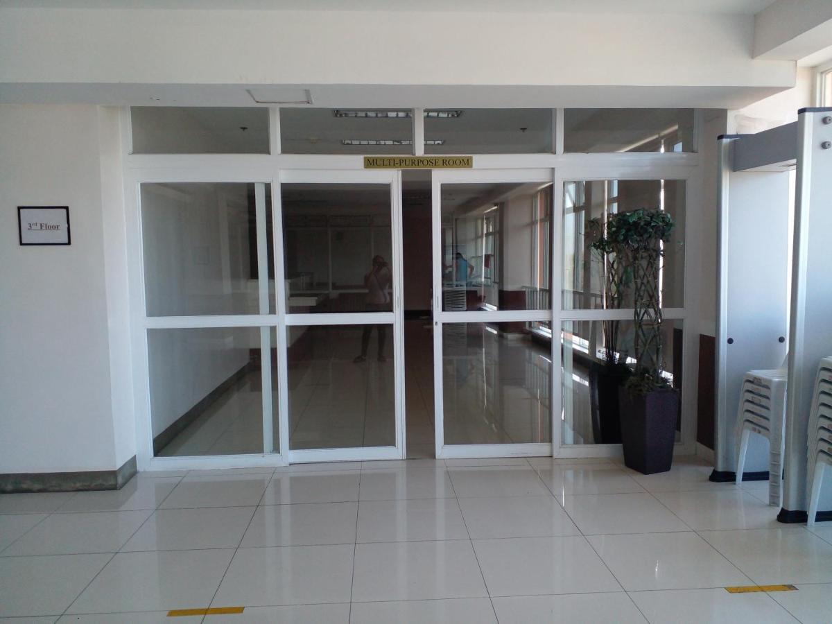 Tagaytay Prime Residences With Swimming Pool & Viewing Deck Tagaytay City Esterno foto